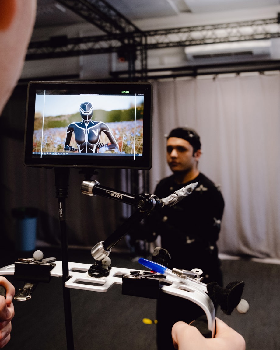 20200920 September497 Student in the MOCAP studio